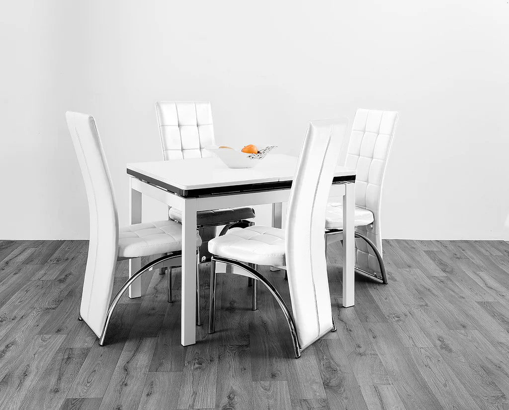 HUSTY DINING TABLE